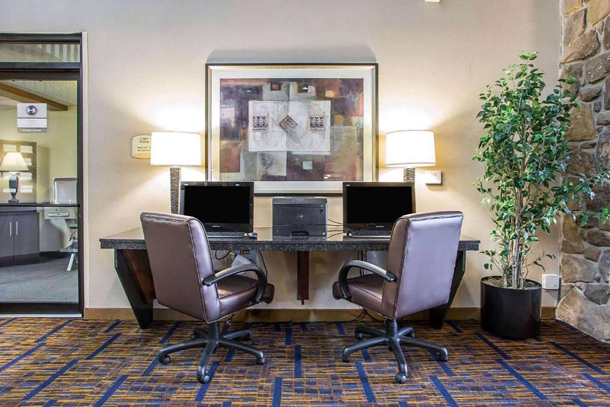 Howard Johnson By Wyndham Merrillville Ngoại thất bức ảnh